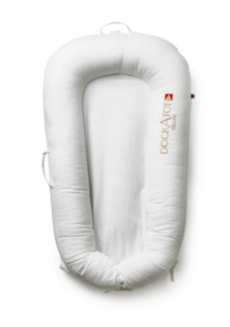white dockatot